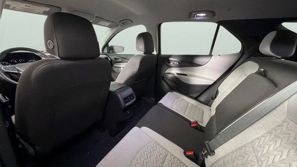 Used 2024 Chevrolet Equinox LS w/ Driver Confidence II Package FWD image 27