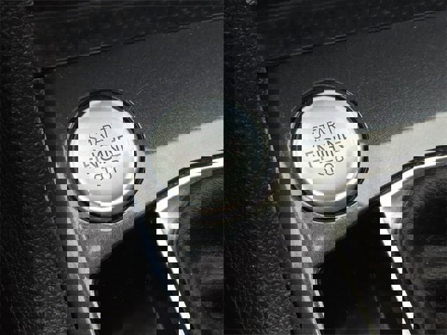 Used 2024 Volkswagen Tiguan SE image 10