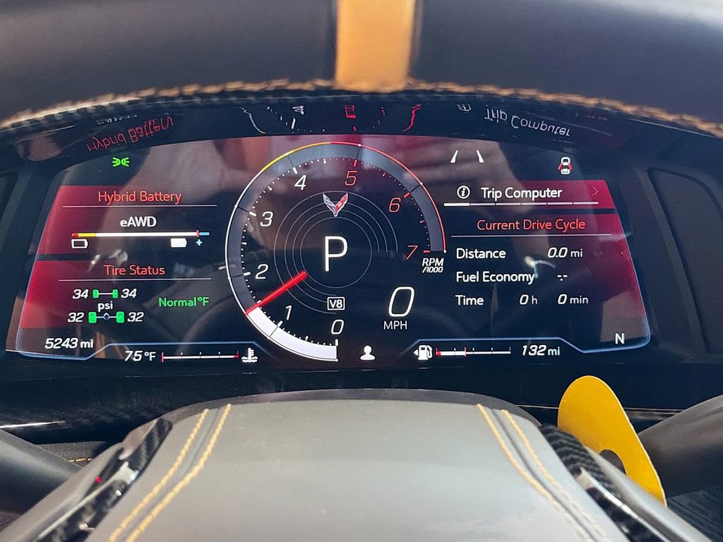 Used 2025 Chevrolet Corvette E-Ray AWD/4WD image 15