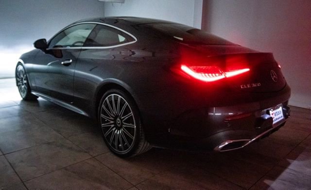 Used 2025 Mercedes-Benz CLE 300 4MATIC Coupe image 35