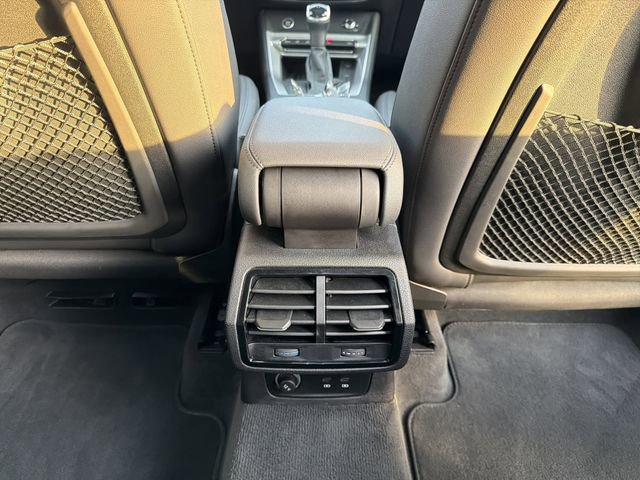 Used 2024 Audi Q3 2.0T Premium image 26