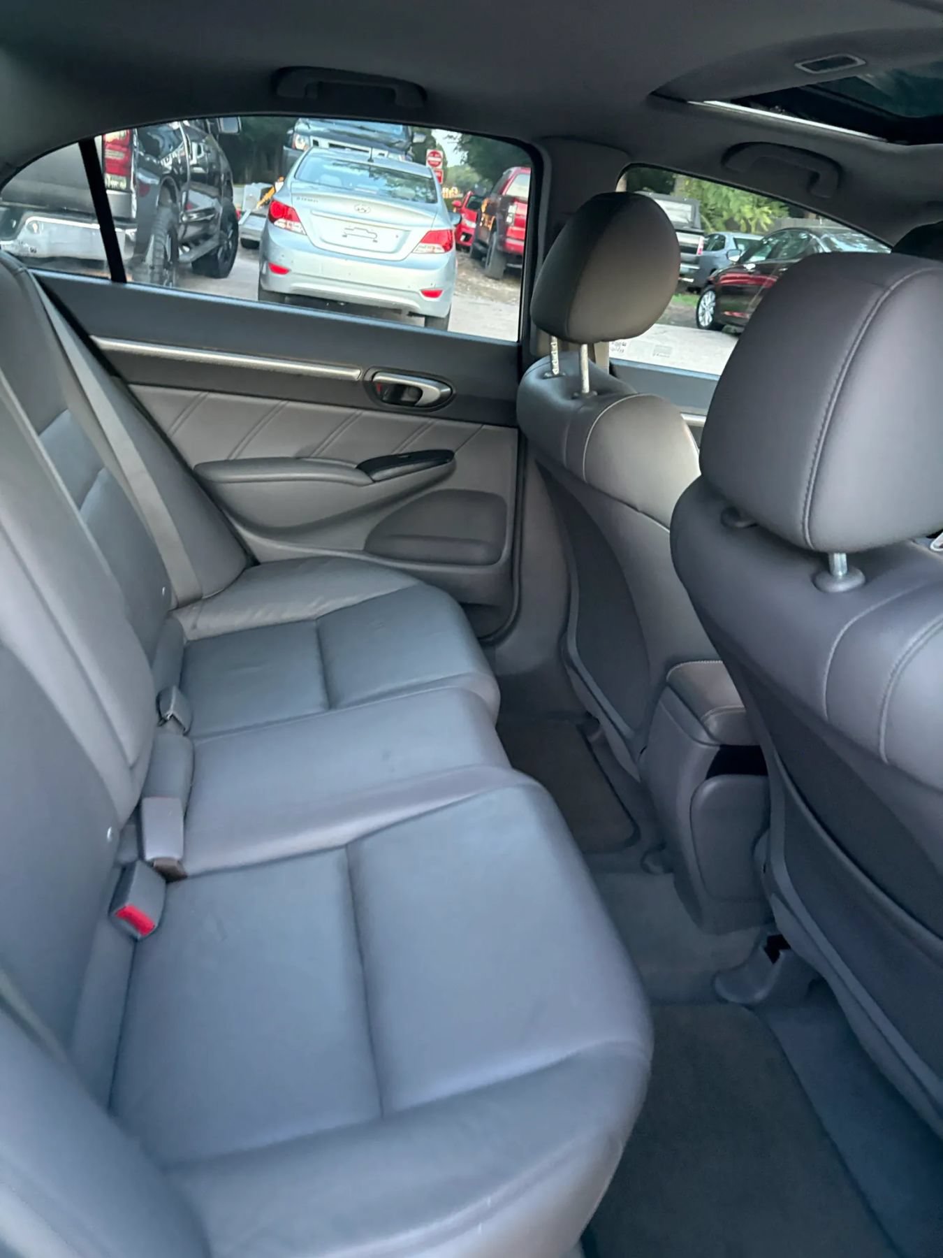 Used 2010 Honda Civic EX-L image 31