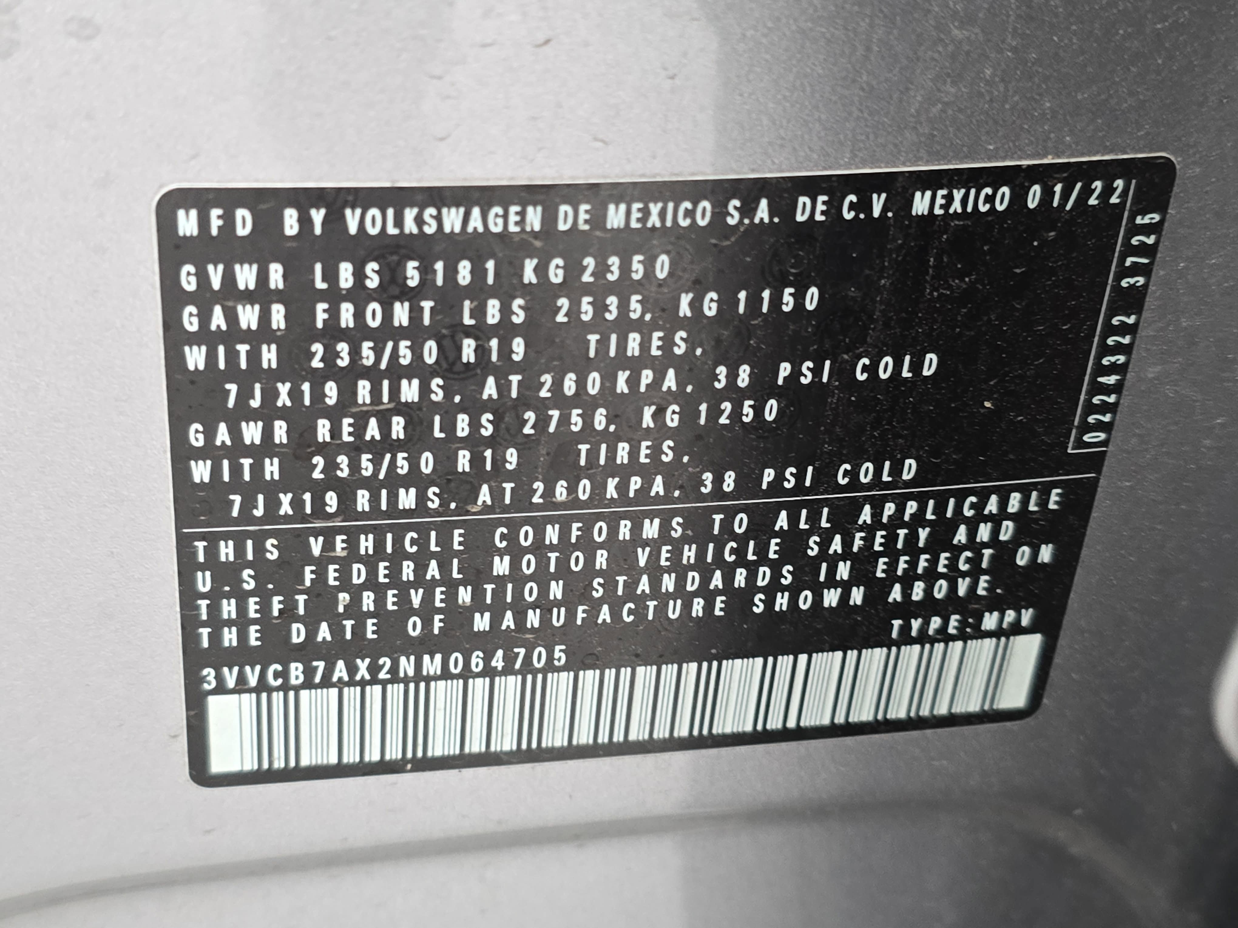 Certified 2022 Volkswagen Tiguan SE R-Line FWD image 37