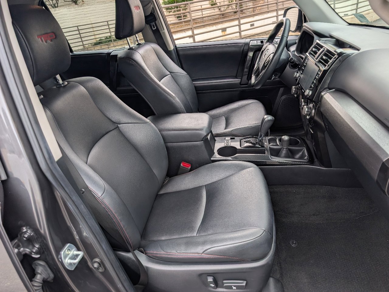 Used 2022 Toyota 4Runner TRD Off-Road Premium image 8