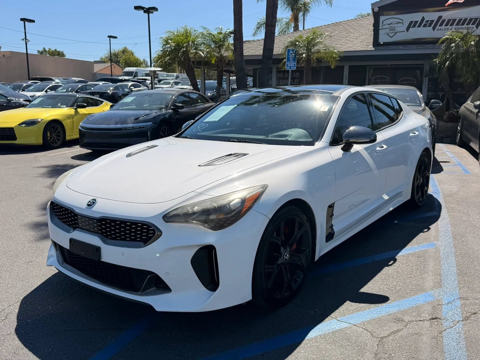 Used 2018 Kia Stinger GT2 RWD image 3
