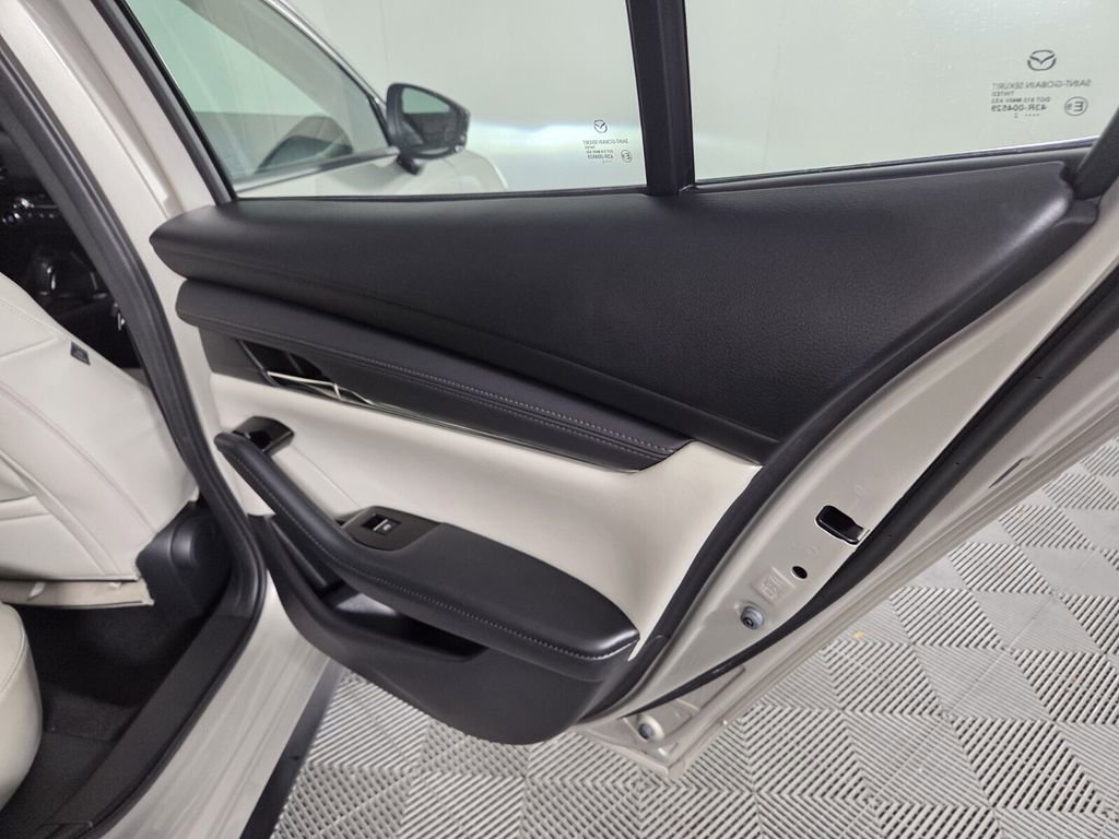 Used 2022 MAZDA MAZDA3 s AWD/4WD image 30