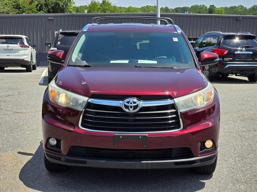 Used 2016 Toyota Highlander XLE AWD/4WD image 21