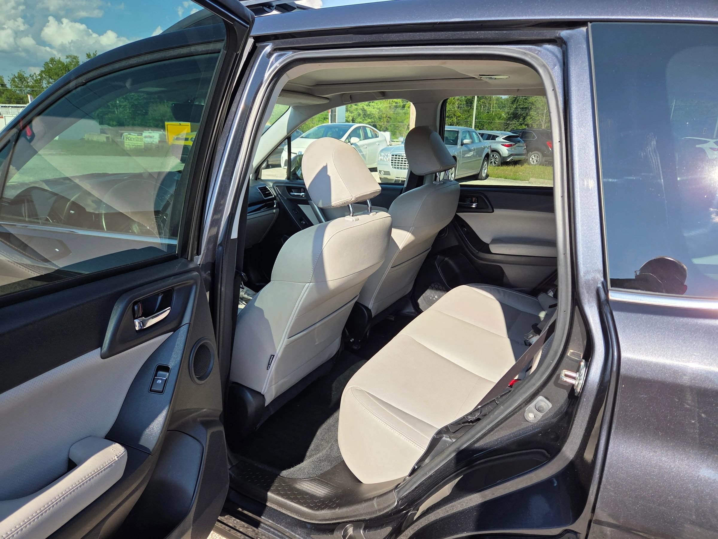 Used 2018 Subaru Forester 2.5i Limited w/ Popular Package #2 AWD/4WD image 19