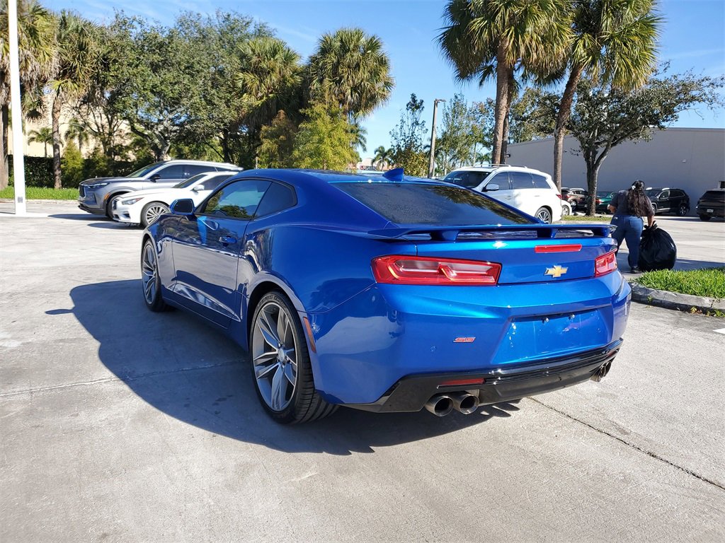 Used 2017 Chevrolet Camaro SS image 3