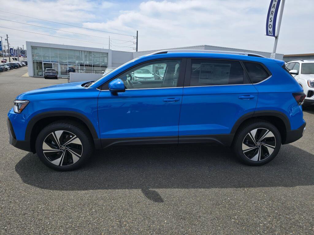 New 2026 Volkswagen Taos SE AWD/4WD image 6