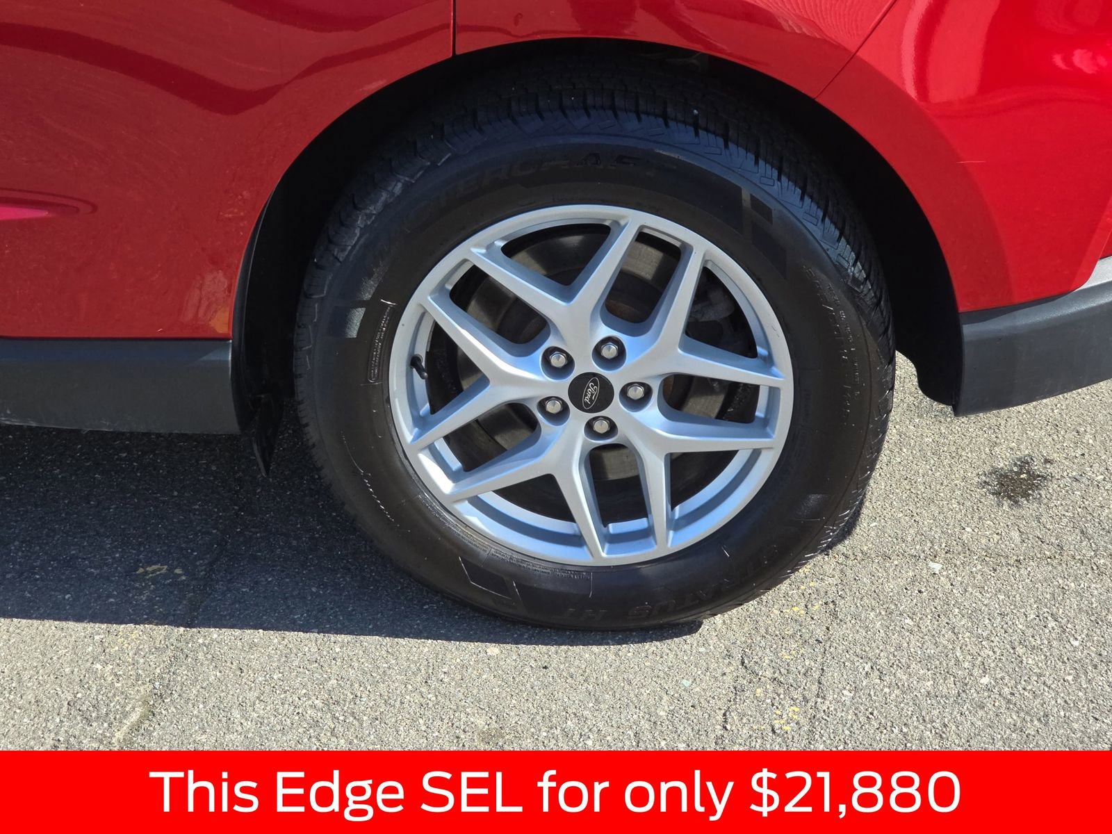 Used 2024 Ford Edge SEL image 39