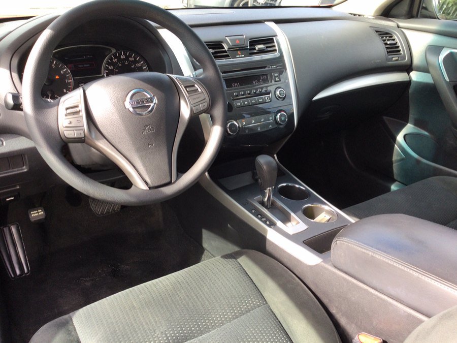Used 2015 Nissan Altima 2.5 S w/ Power Driver Seat Package FWD image 17
