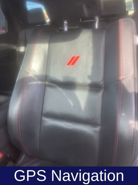 Used 2024 Dodge Durango GT image 3