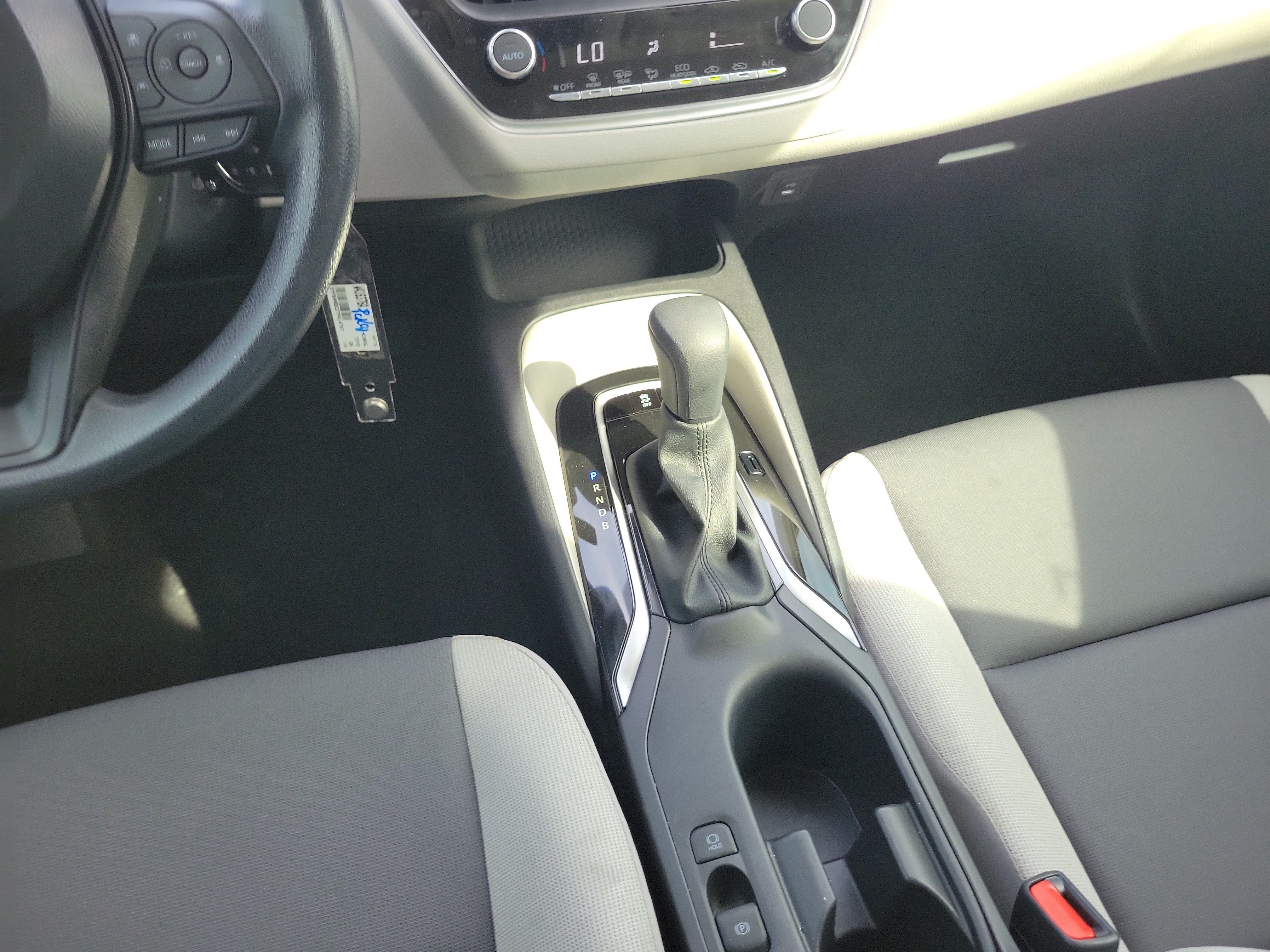 Used 2026 Toyota Corolla LE FWD image 19
