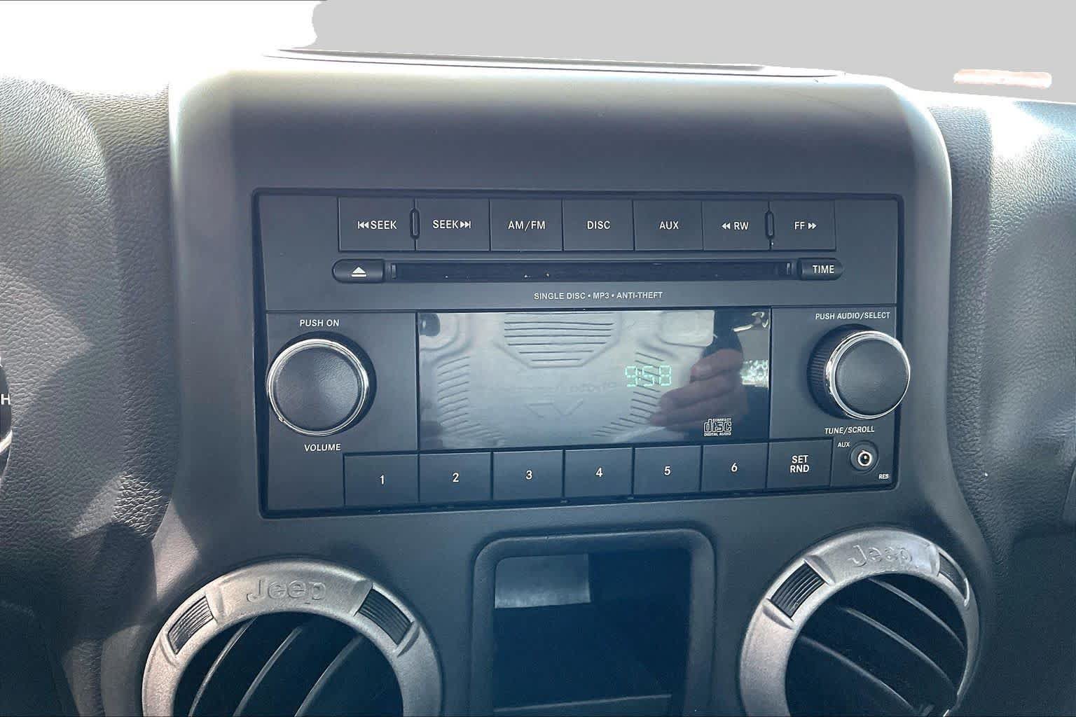 Used 2014 Jeep Wrangler Sport AWD/4WD image 29