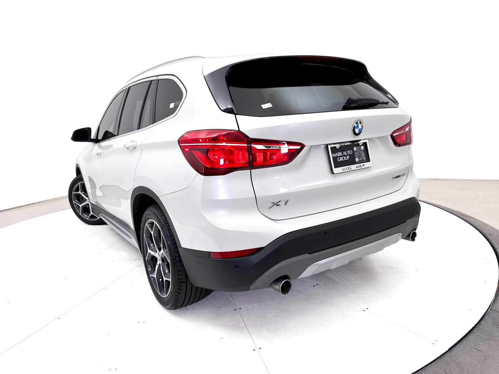 Used 2019 BMW X1 xDrive28i AWD/4WD image 4