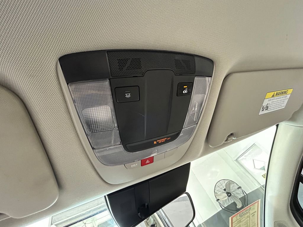 Used 2024 Kia Sportage EX image 32