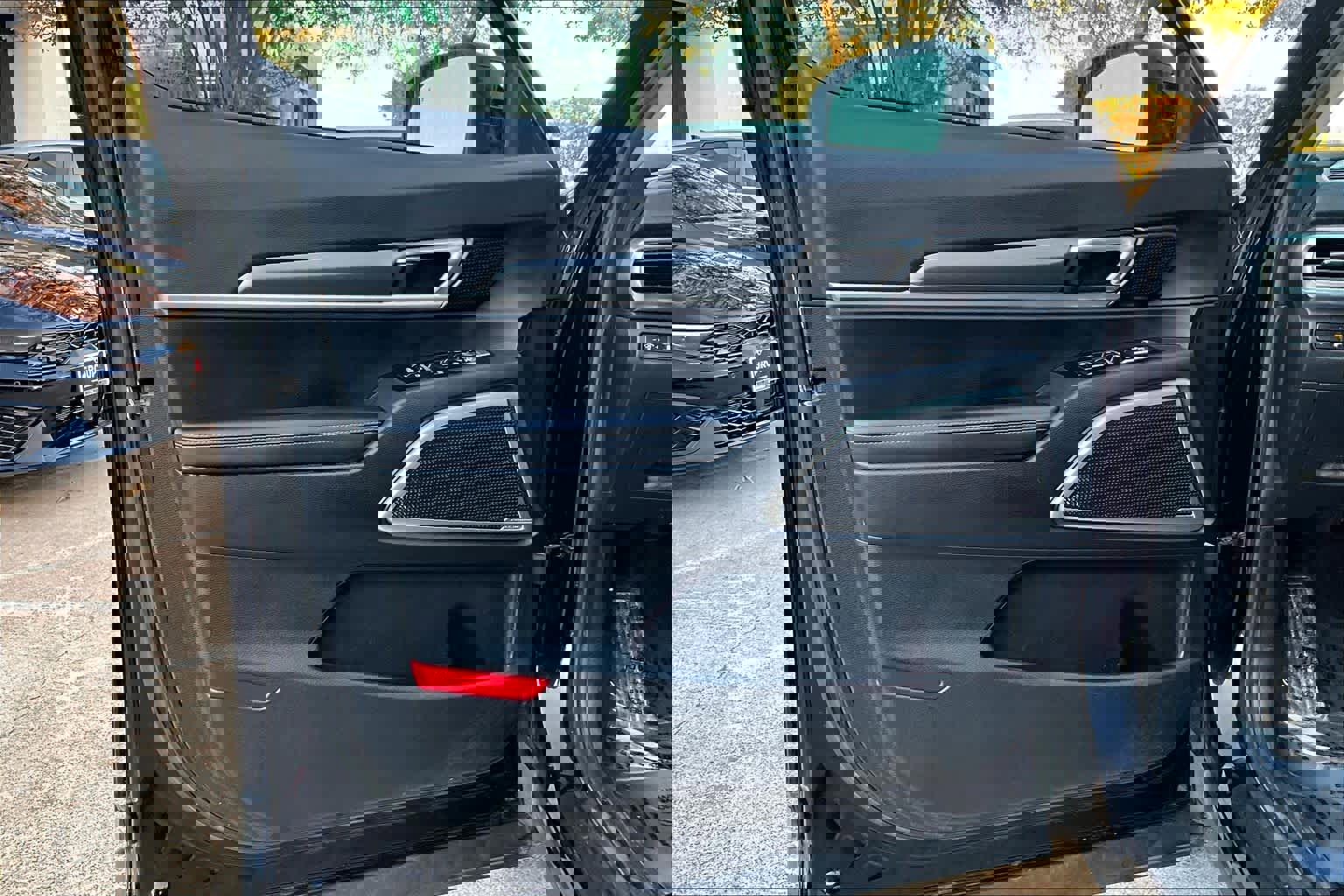 Used 2022 Kia Telluride LX image 20