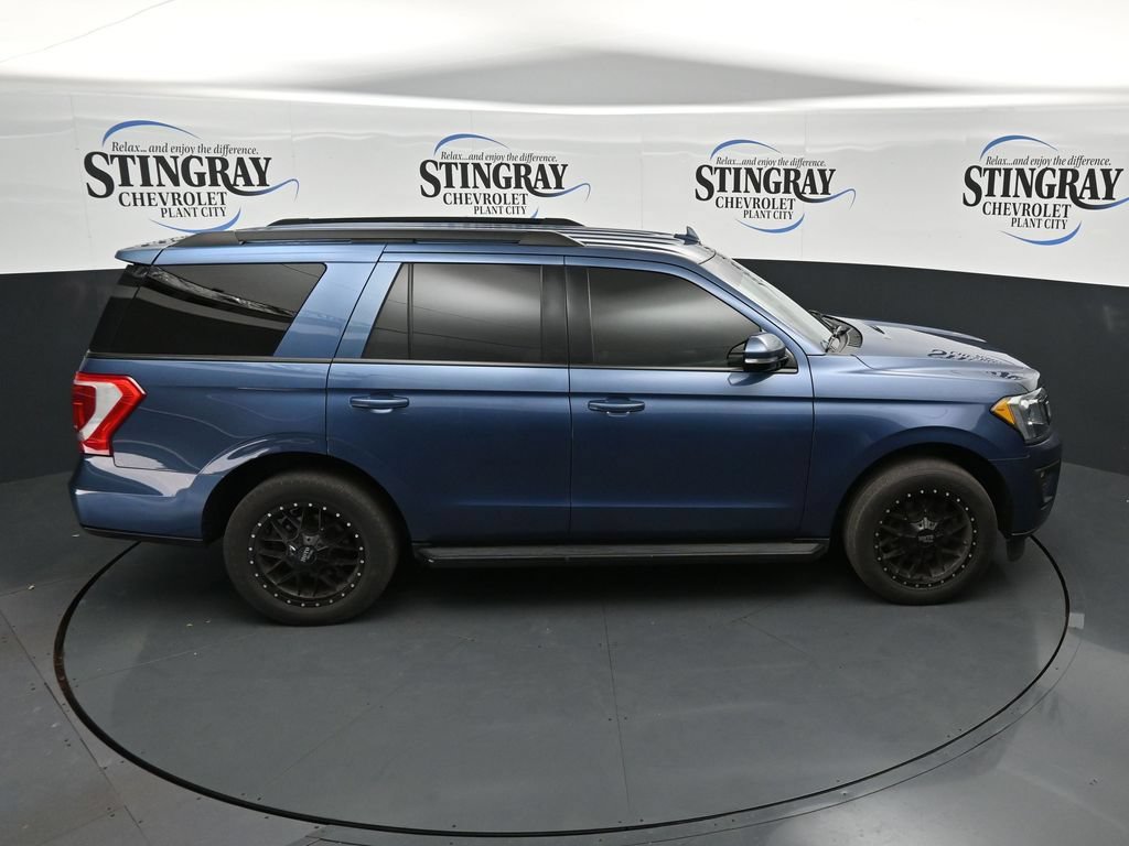 Used 2020 Ford Expedition XLT w/ Equipment Group 202A RWD image 25