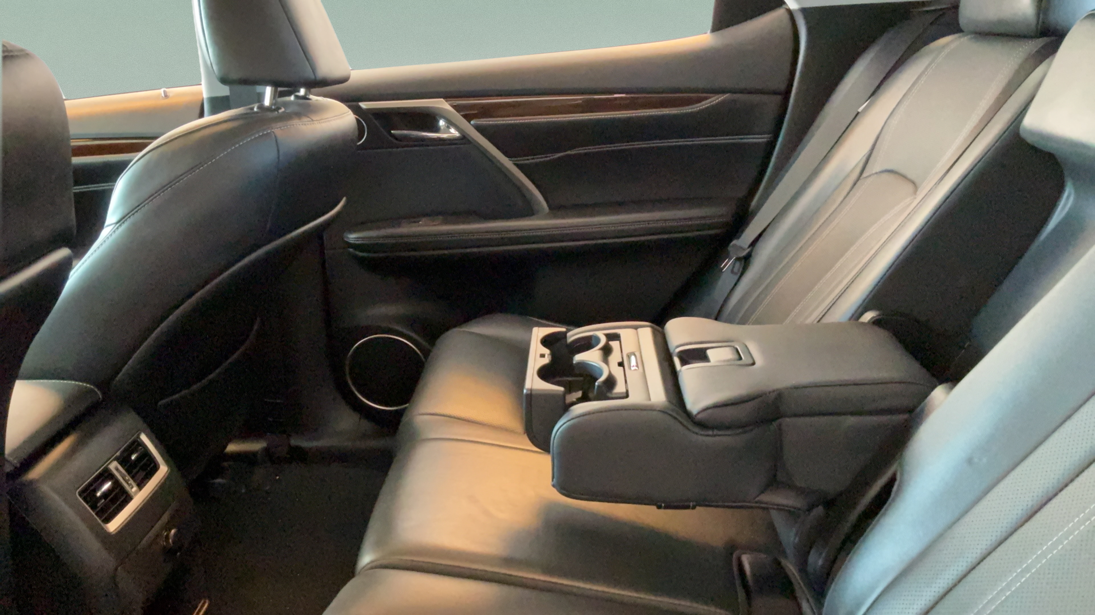 Used 2019 Lexus RX 350 FWD w/ Navigation Package image 31
