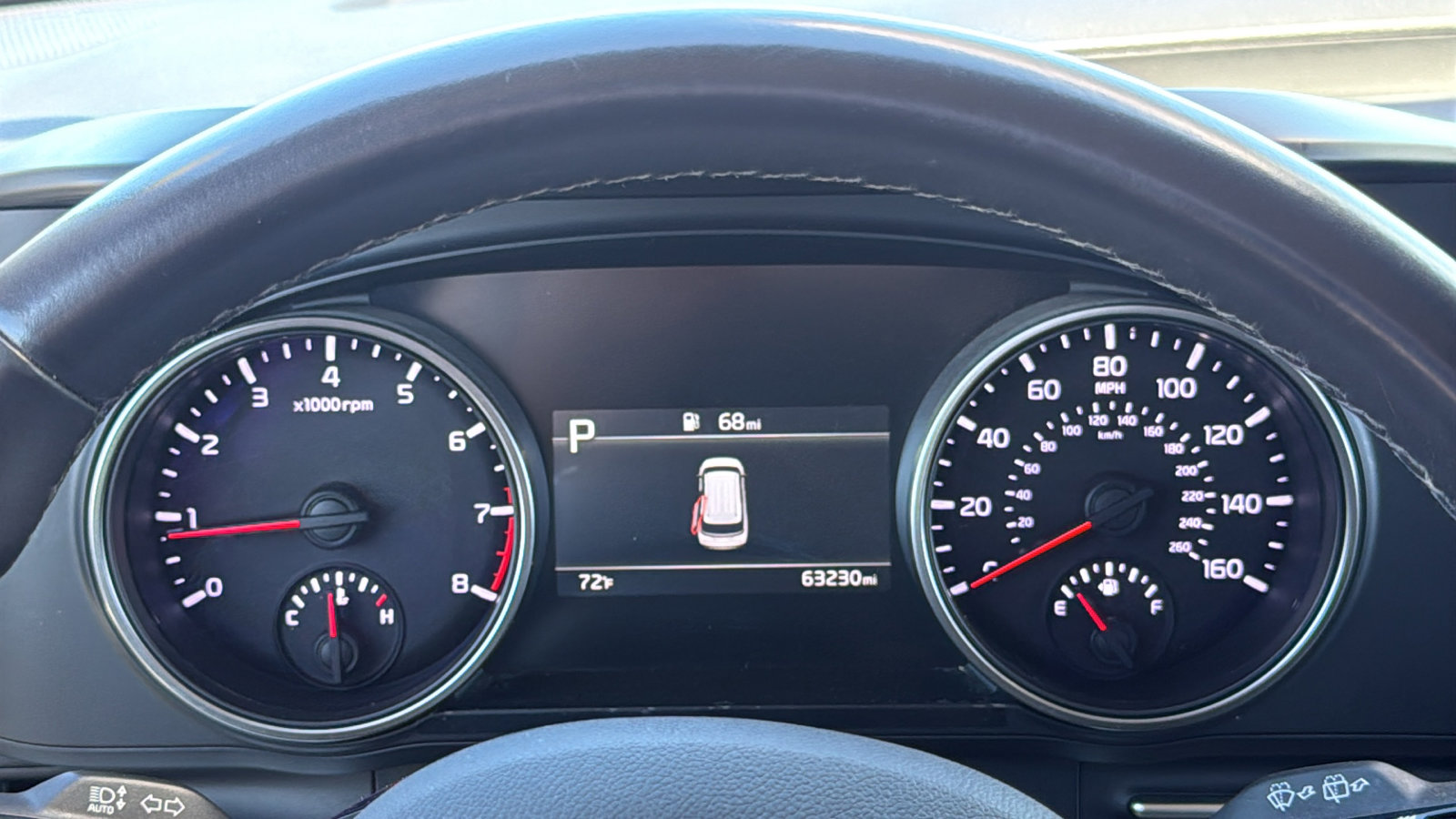 Used 2024 Kia Carnival LX image 20