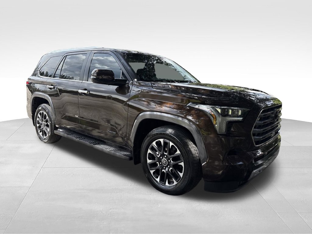 Used 2024 Toyota Sequoia Limited w/ Tow Technology Package RWD image 7