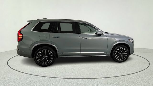 New 2026 Volvo XC90 B6 Plus w/ Protection Package Premier AWD/4WD image 8