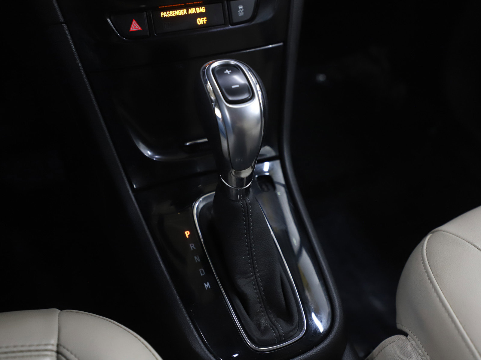 Used 2017 Buick Encore Premium image 23