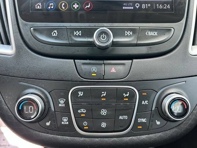 Used 2025 Chevrolet Malibu LT FWD image 28