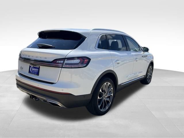 Used 2023 Lincoln Nautilus Reserve w/ Equipment Group 201A image 9