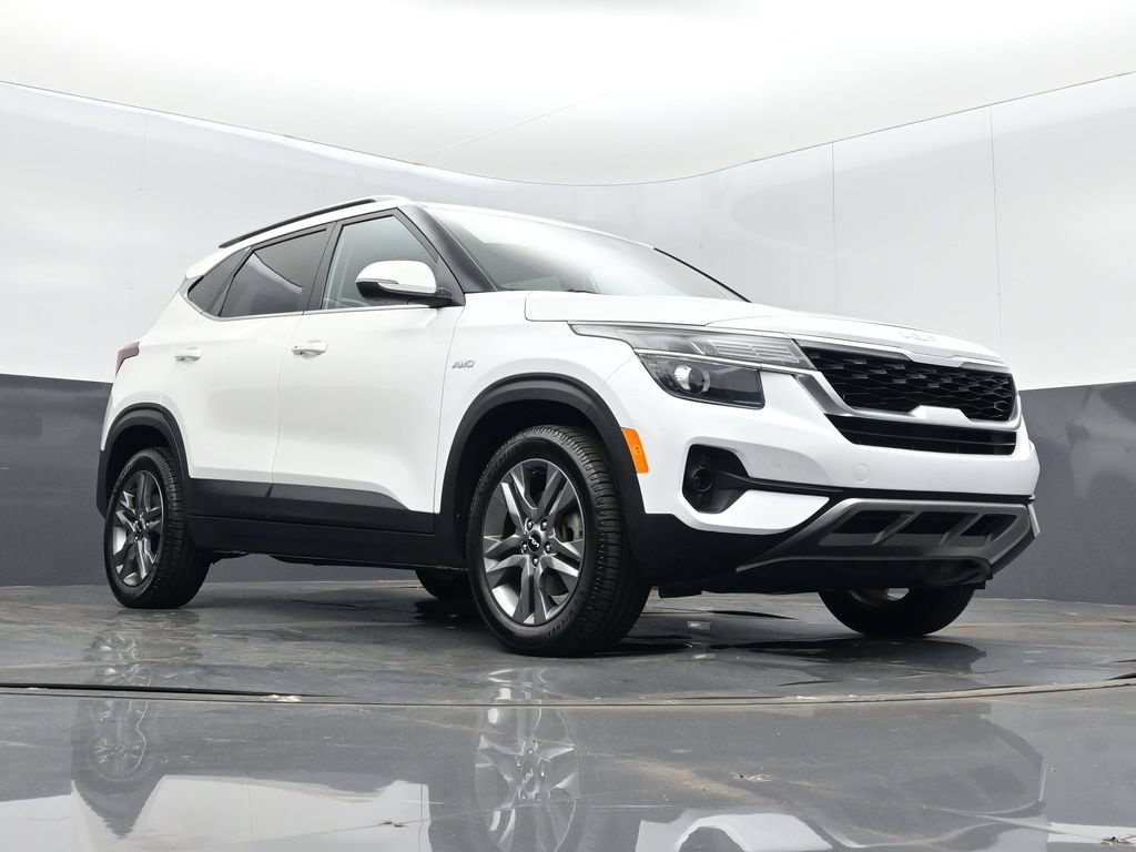 Used 2022 Kia Seltos S AWD/4WD image 10