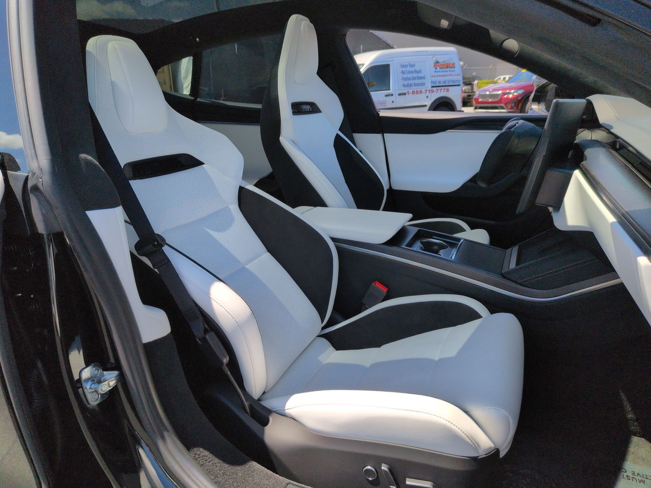 Used 2026 Tesla Model S Plaid image 33