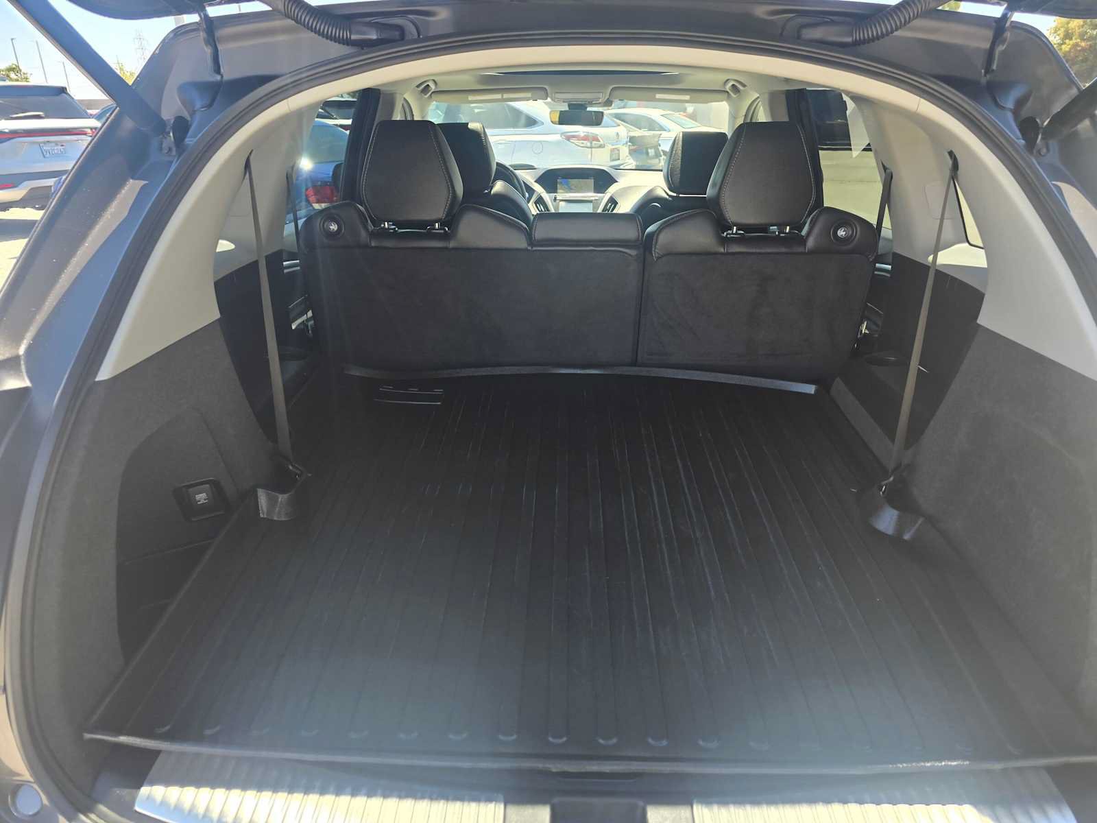 Used 2019 Acura MDX w/ Technology Package FWD image 14