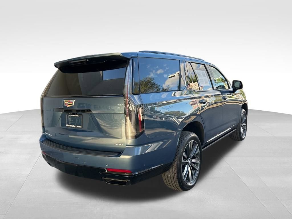 Used 2026 Cadillac Escalade Sport image 3