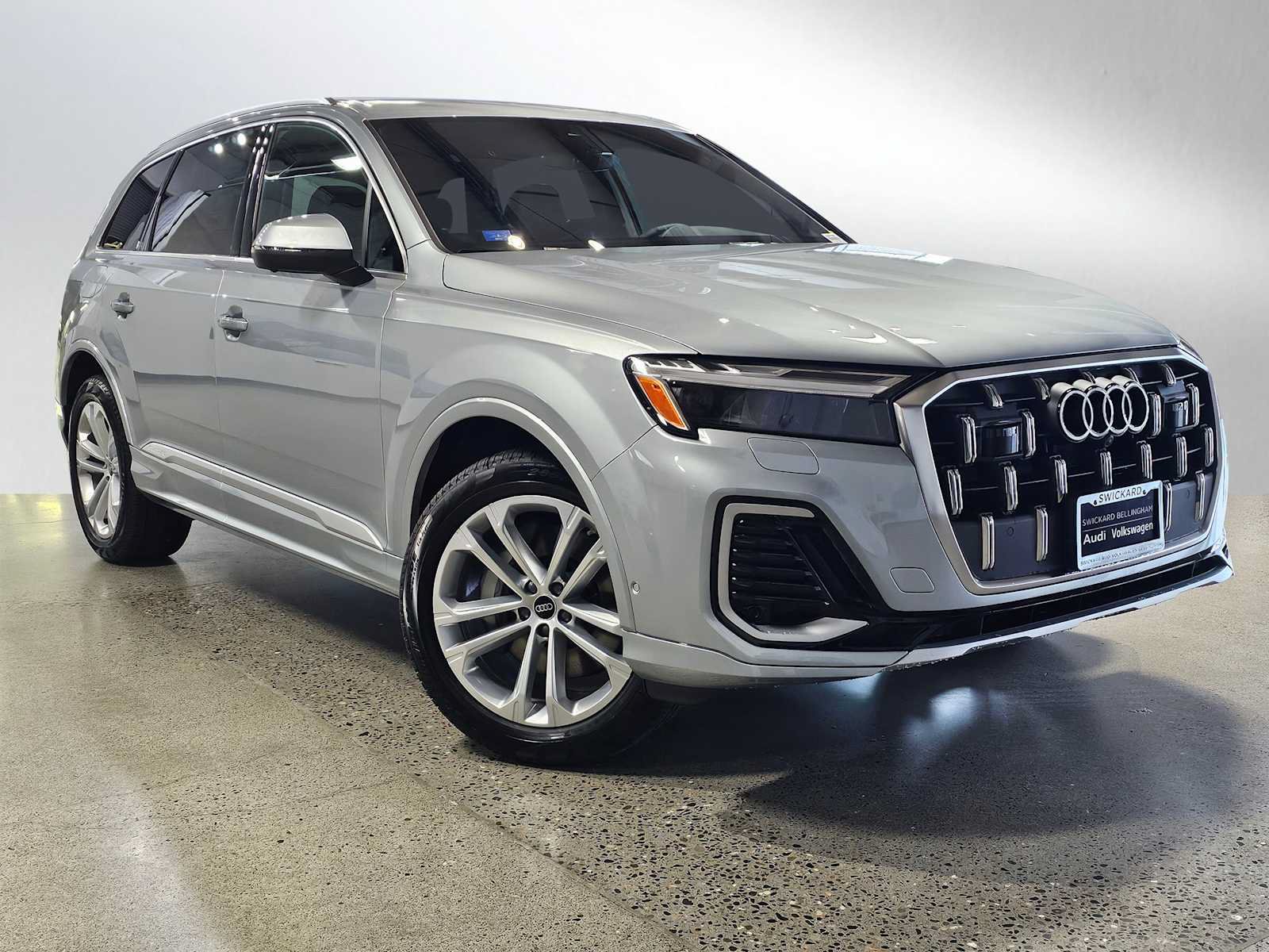 New 2026 Audi Q7 2.0T Premium Plus AWD/4WD image 1