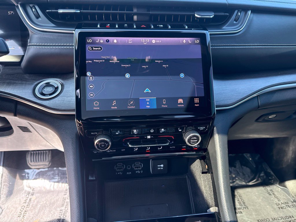 Certified 2021 Jeep Grand Cherokee L Overland w/ Luxury Tech Group IV AWD/4WD image 13
