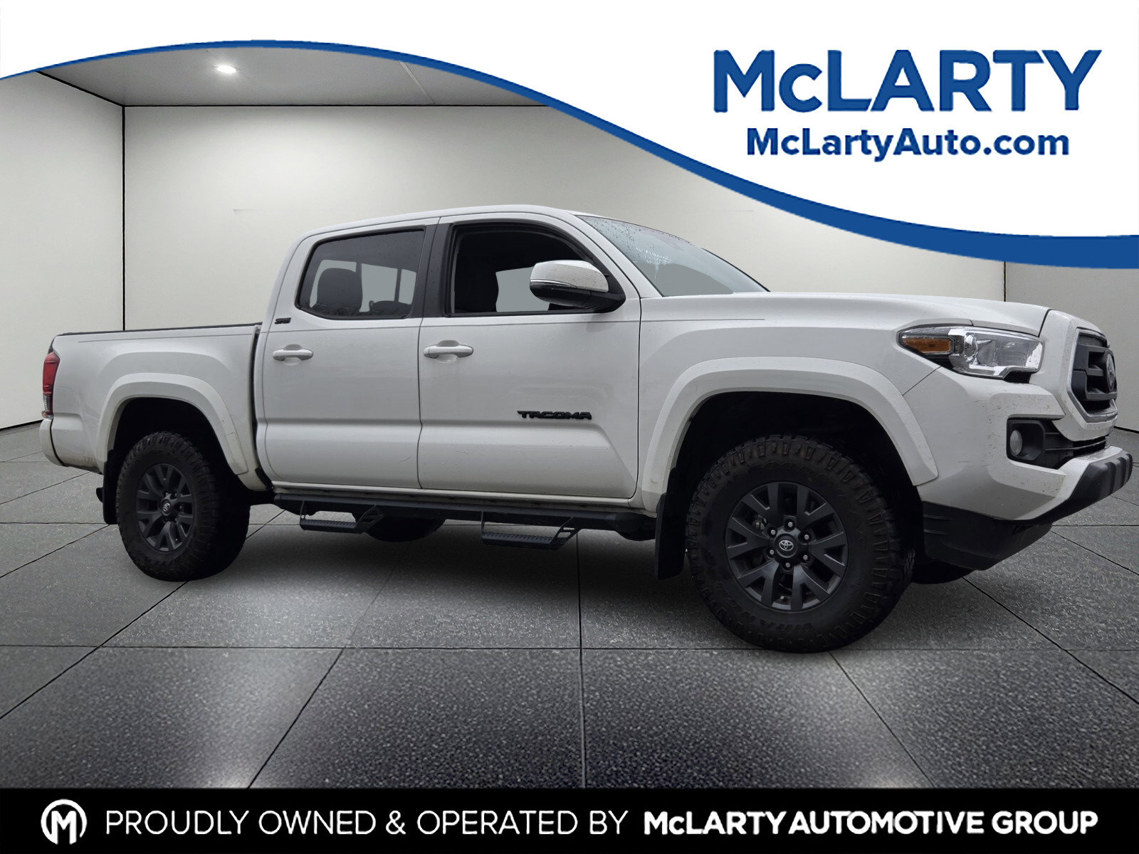 Used 2023 Toyota Tacoma SR5 image 1