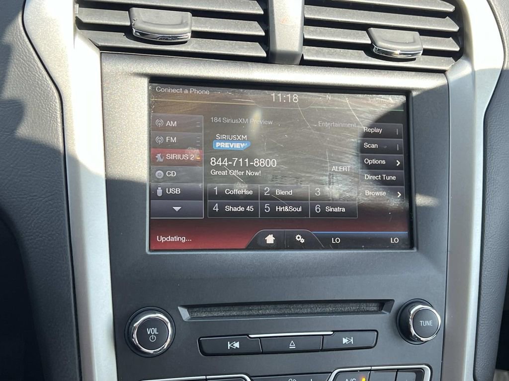 Used 2016 Ford Fusion SE w/ Equipment Group 202A FWD image 17