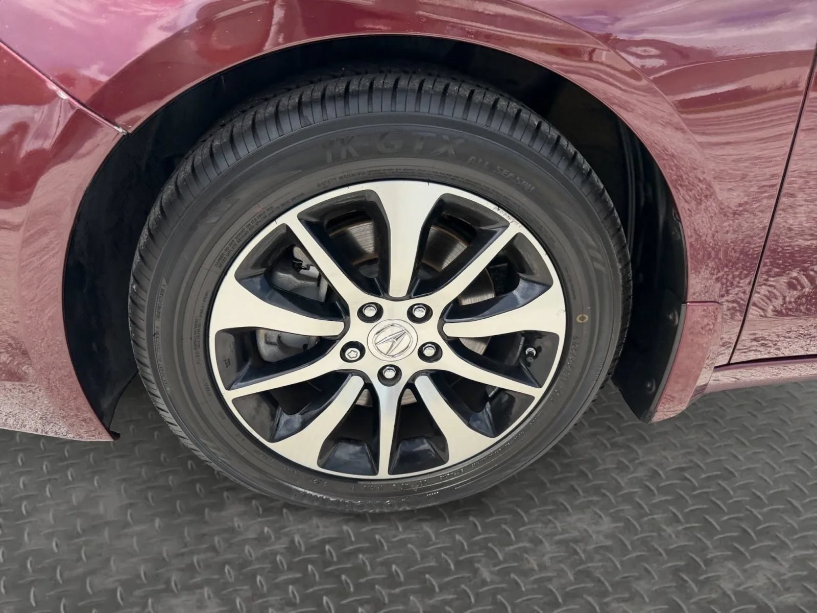 Used 2016 Acura TLX FWD image 9
