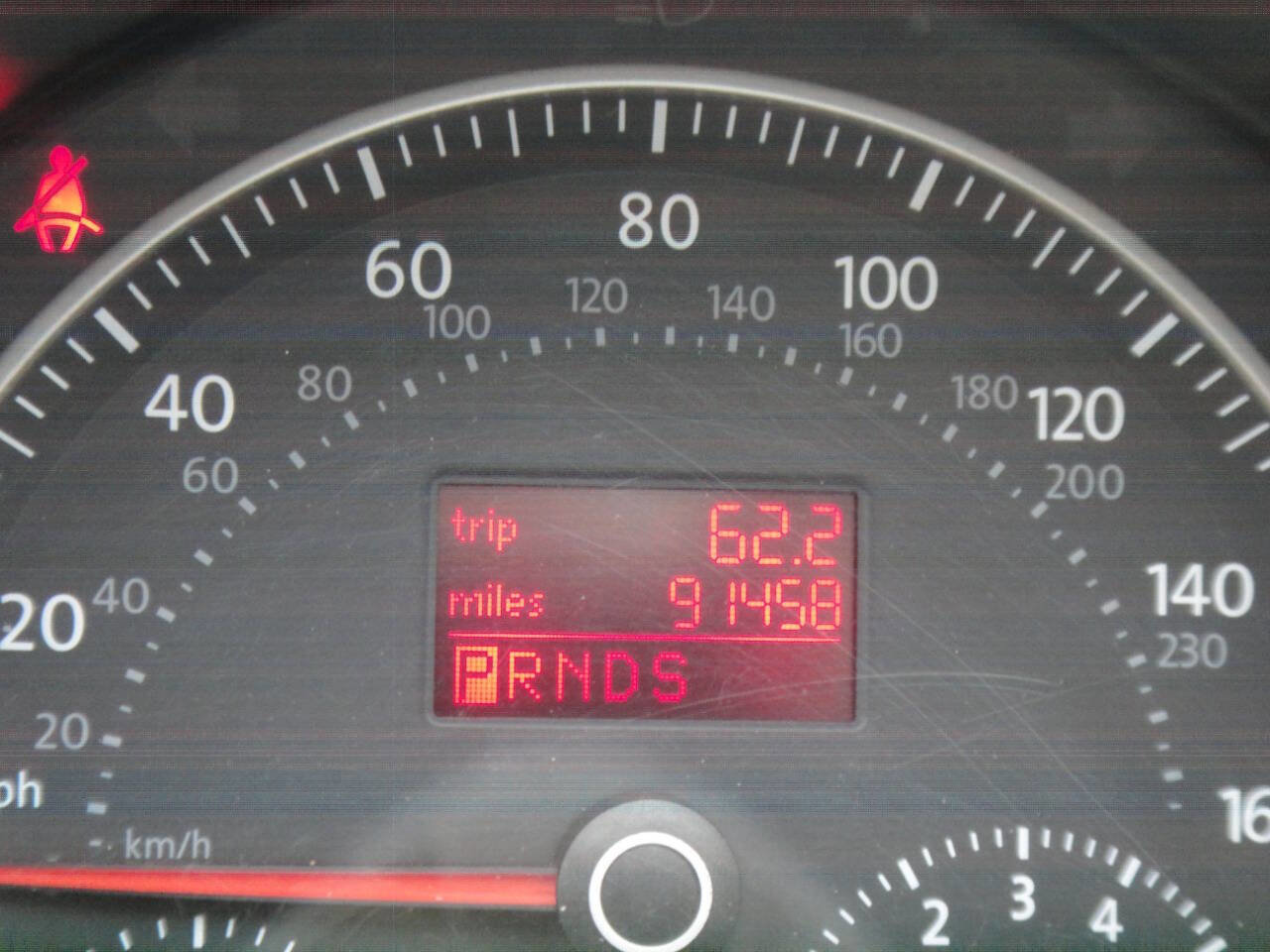 Used 2010 Volkswagen Beetle Final Edition FWD image 12