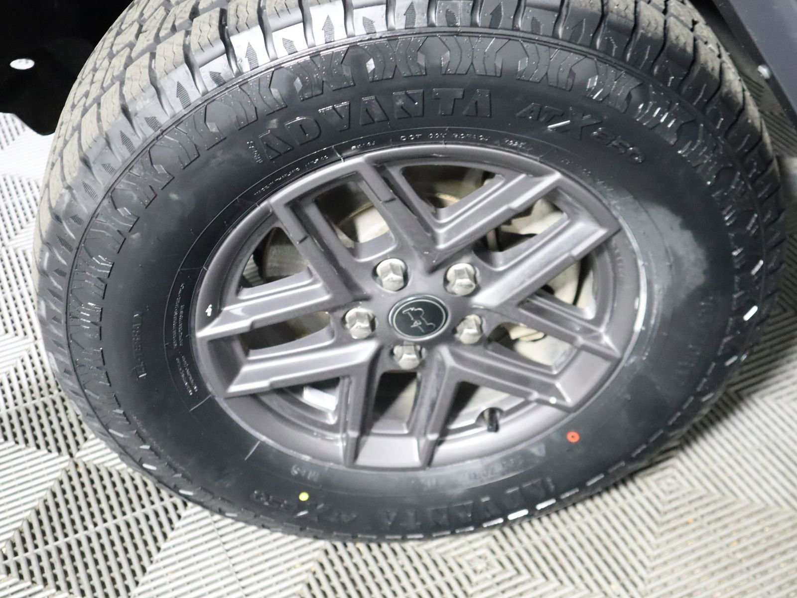 Used 2024 Jeep Wrangler Sport S image 24