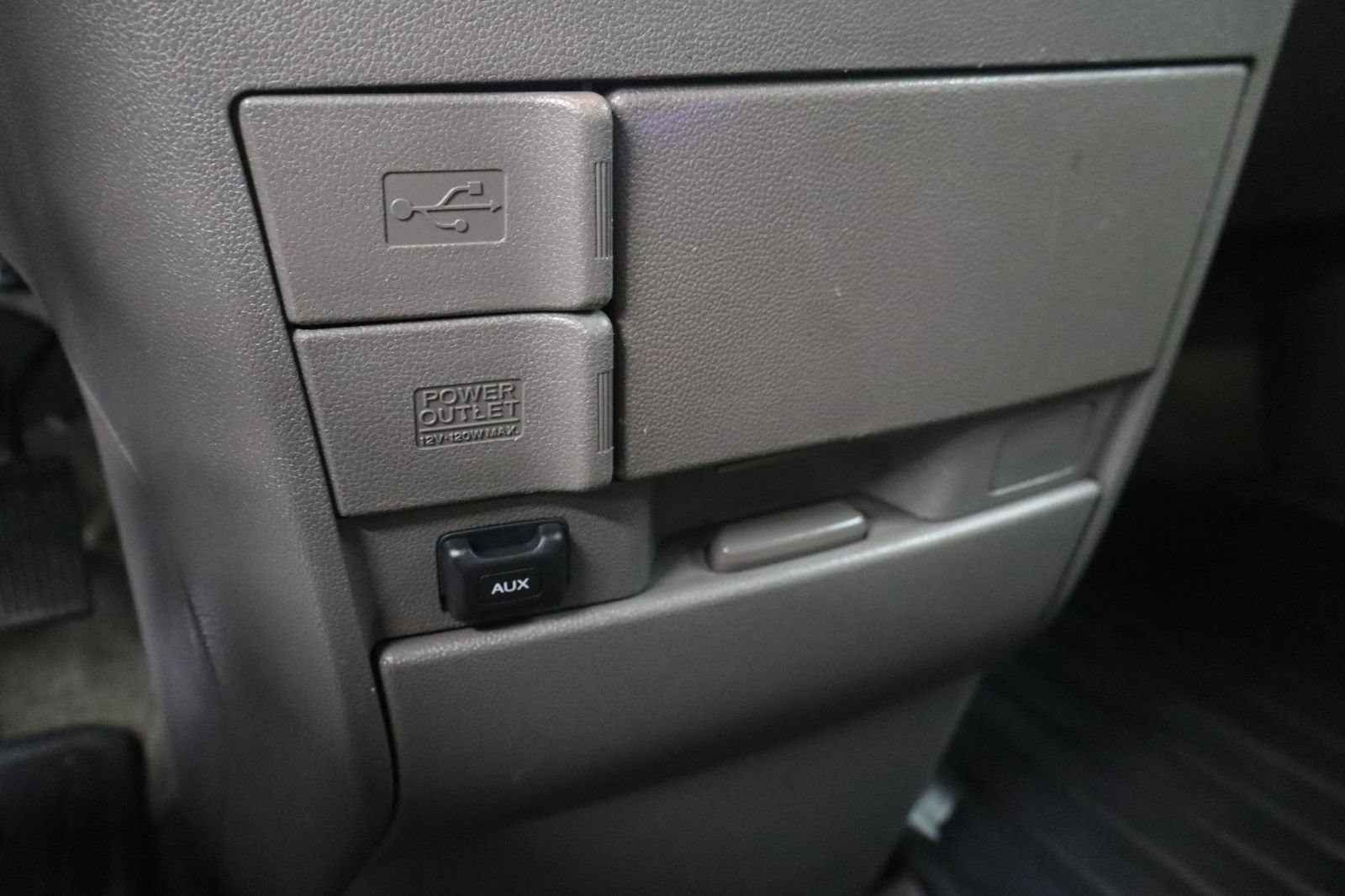 Used 2015 Honda Odyssey EX image 35