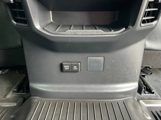 Used 2025 Toyota Tundra Limited w/ TRD Off-Road Package AWD/4WD image 44