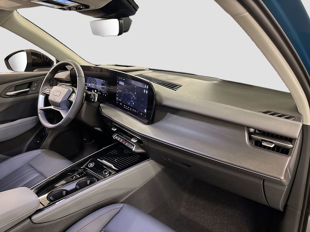 New 2026 Audi Q3 quattro 2.0T AWD/4WD image 14