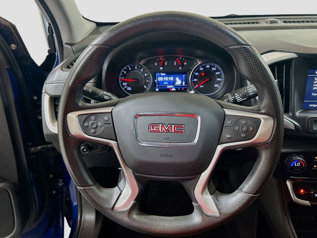 Used 2022 GMC Terrain SLE w/ Driver Convenience Package FWD image 9
