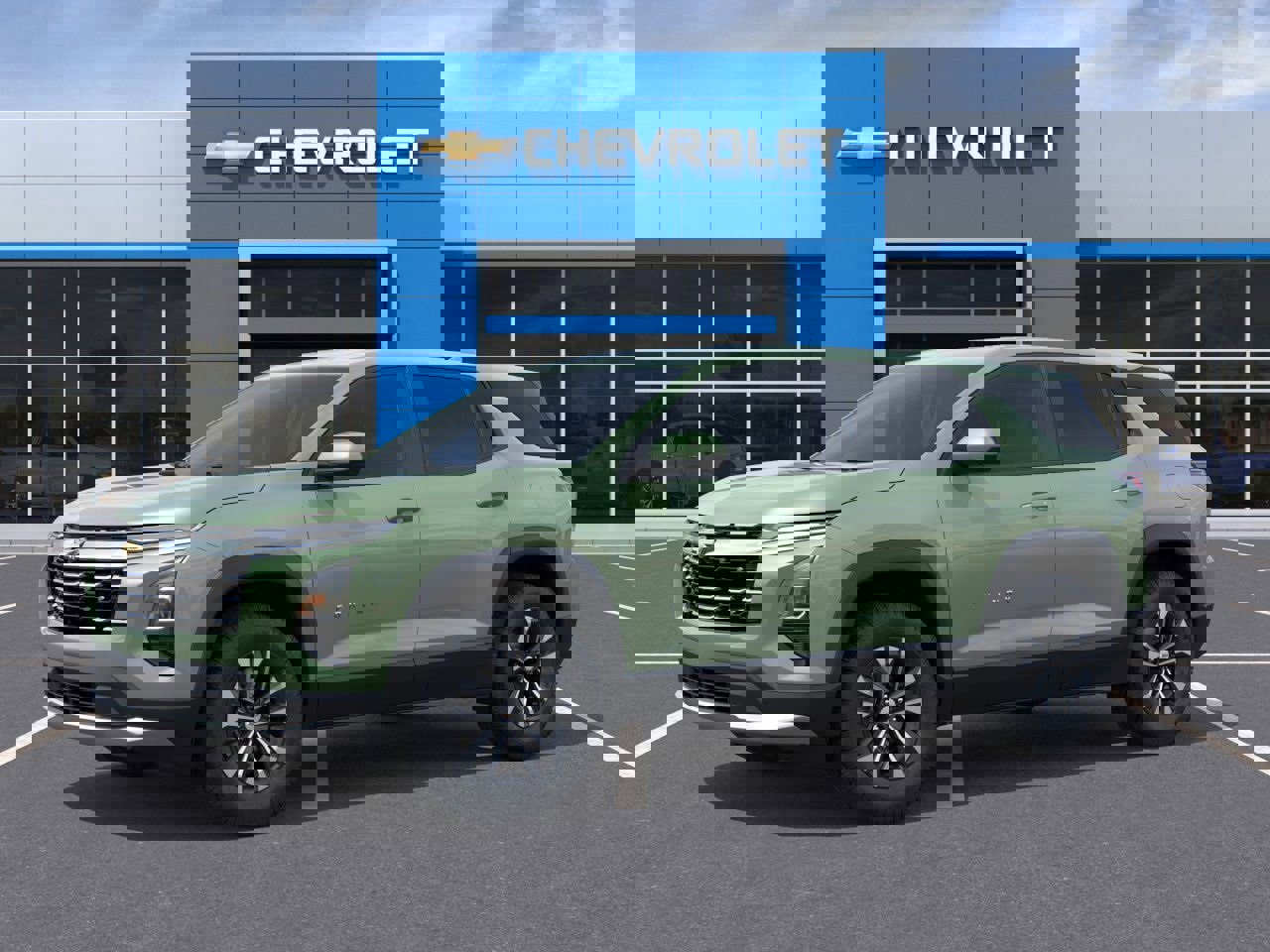 New 2026 Chevrolet Equinox LT image 2