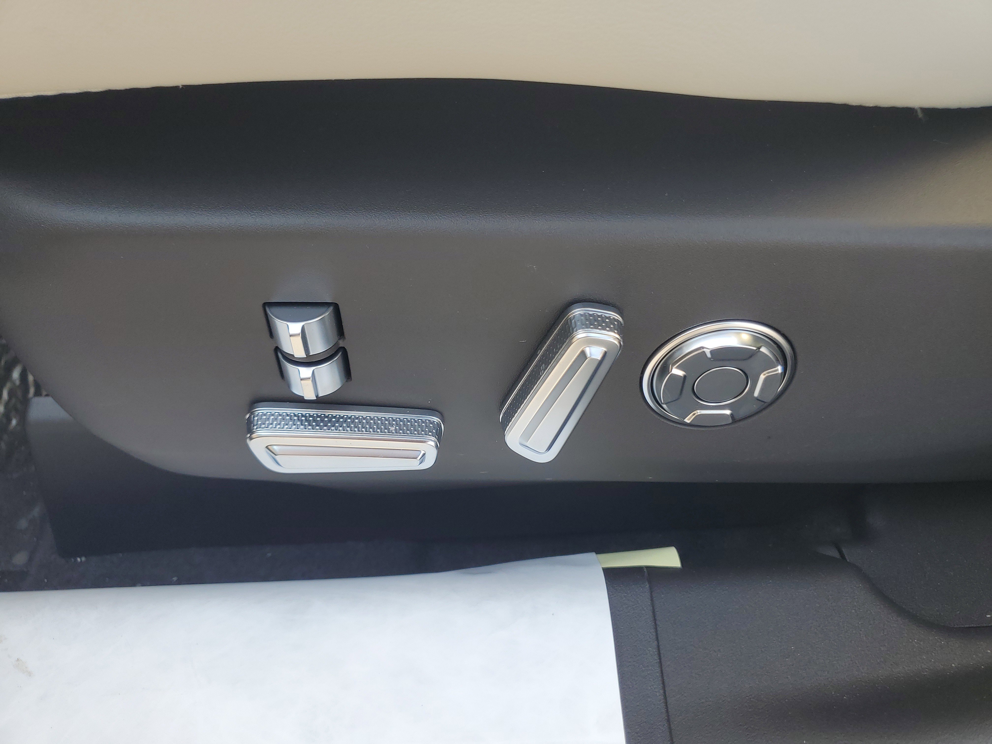 New 2026 Lincoln Nautilus Black Label AWD/4WD image 11