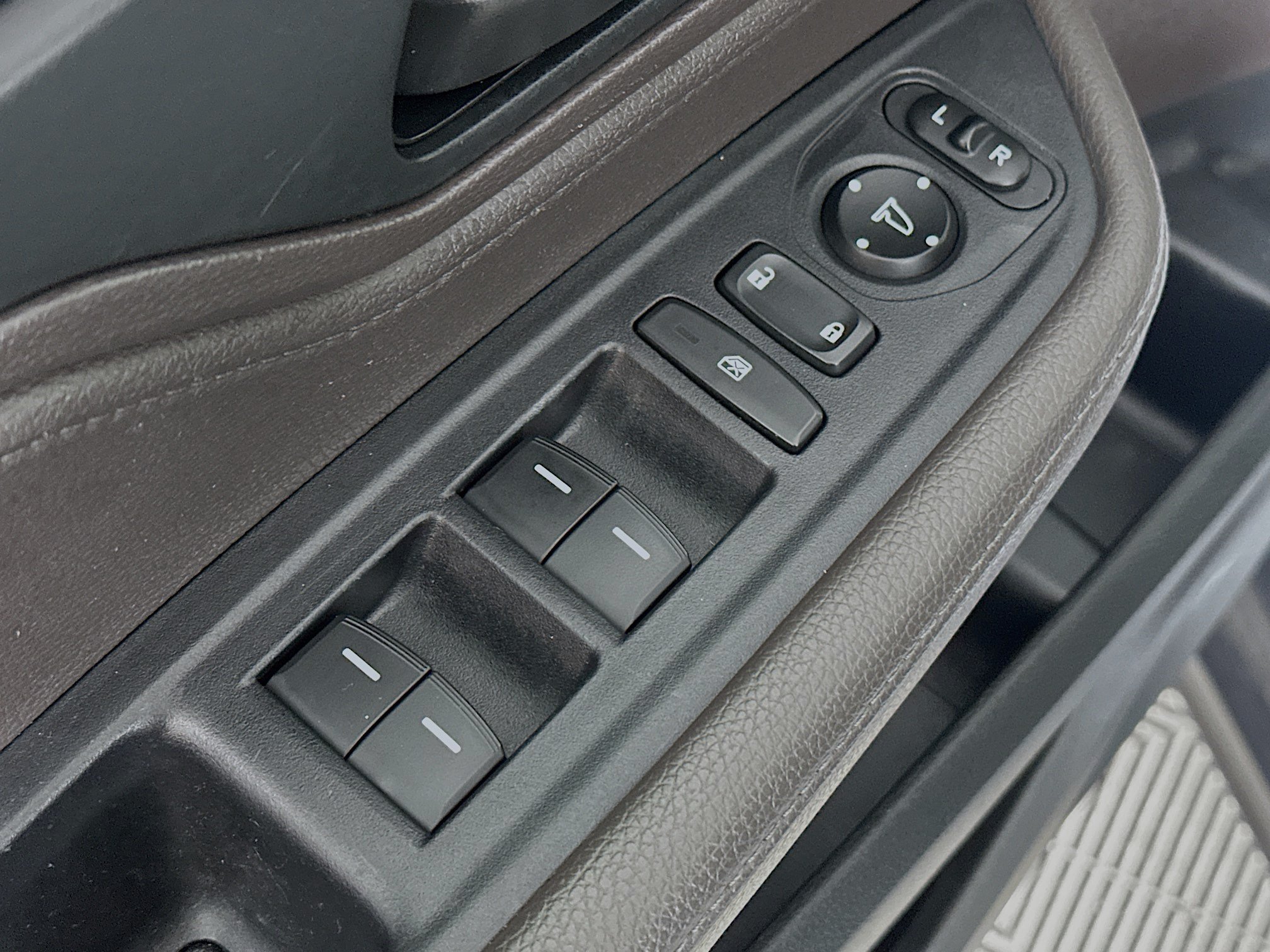 Used 2023 Honda Odyssey EX-L image 16
