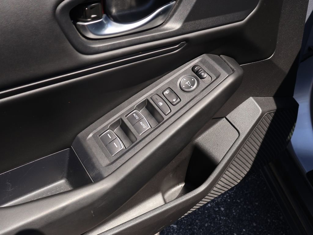 Used 2023 Honda Accord EX image 17