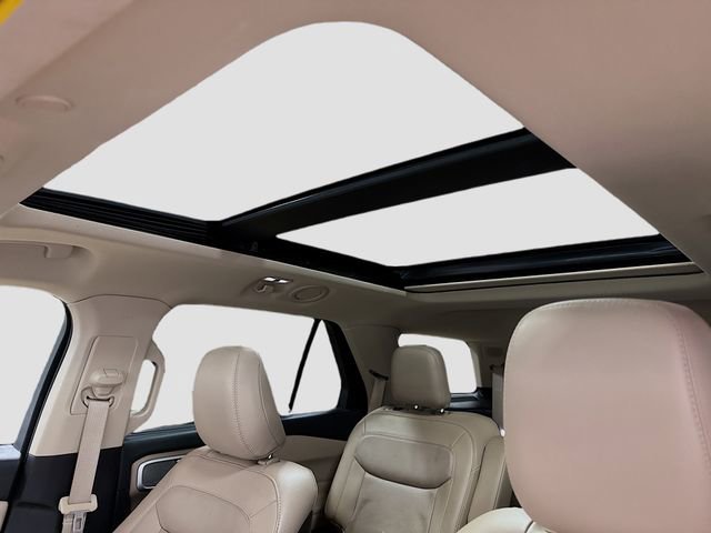 Used 2020 Ford Explorer Limited w/ Class III Trailer Tow Package image 22